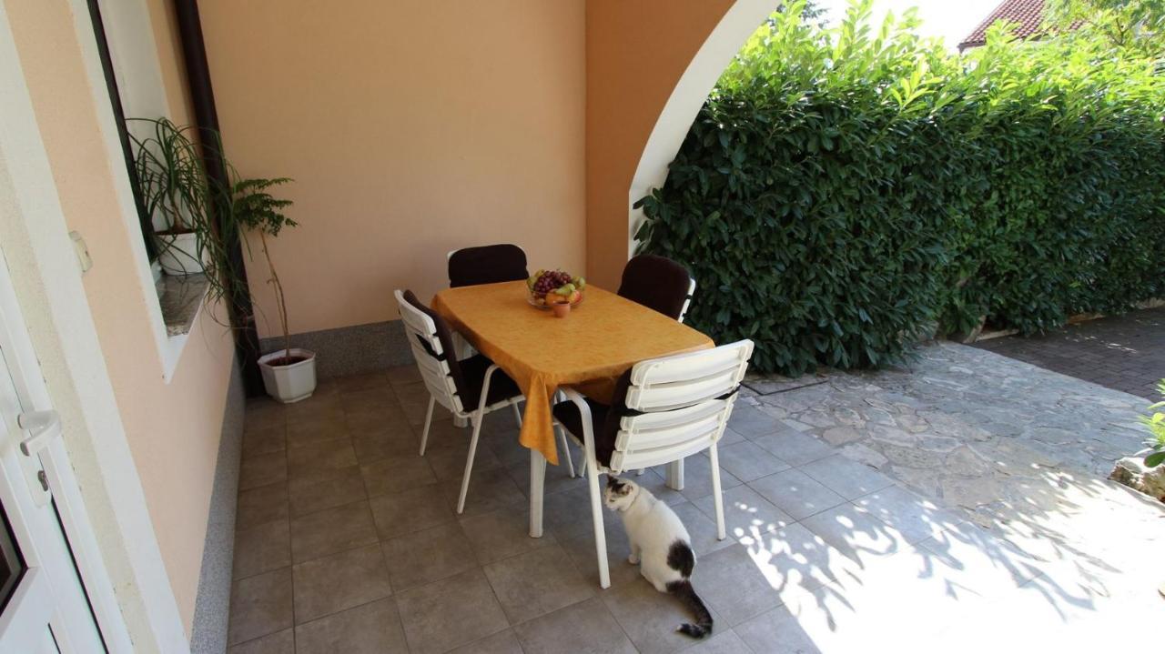 Apartments Kirincic Sveti Vid-Miholjice Экстерьер фото