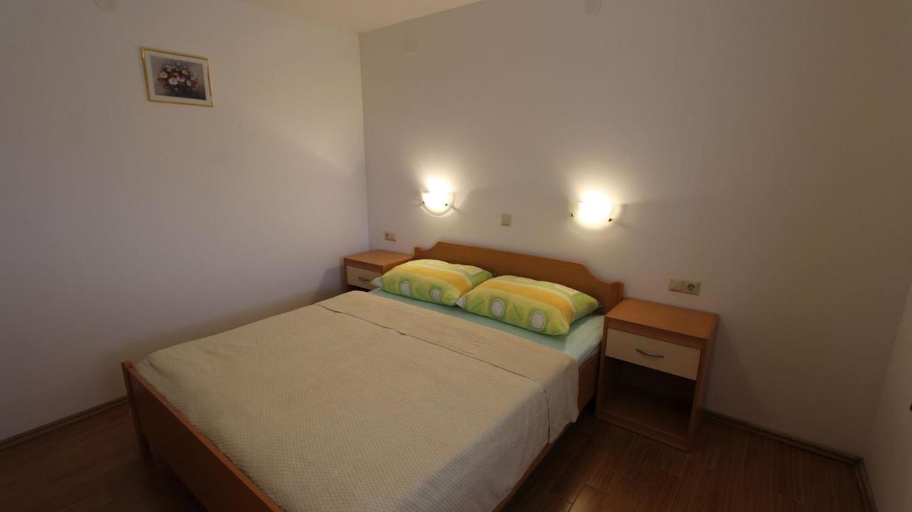 Apartments Kirincic Sveti Vid-Miholjice Экстерьер фото
