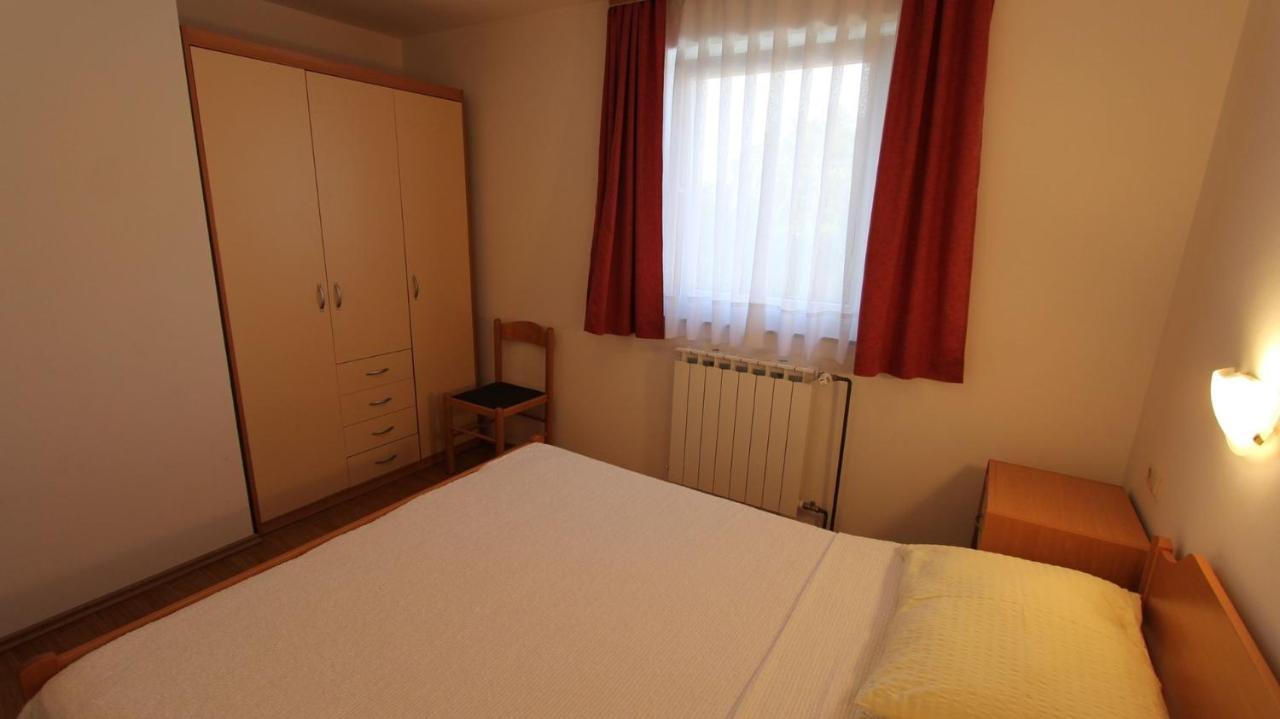 Apartments Kirincic Sveti Vid-Miholjice Экстерьер фото