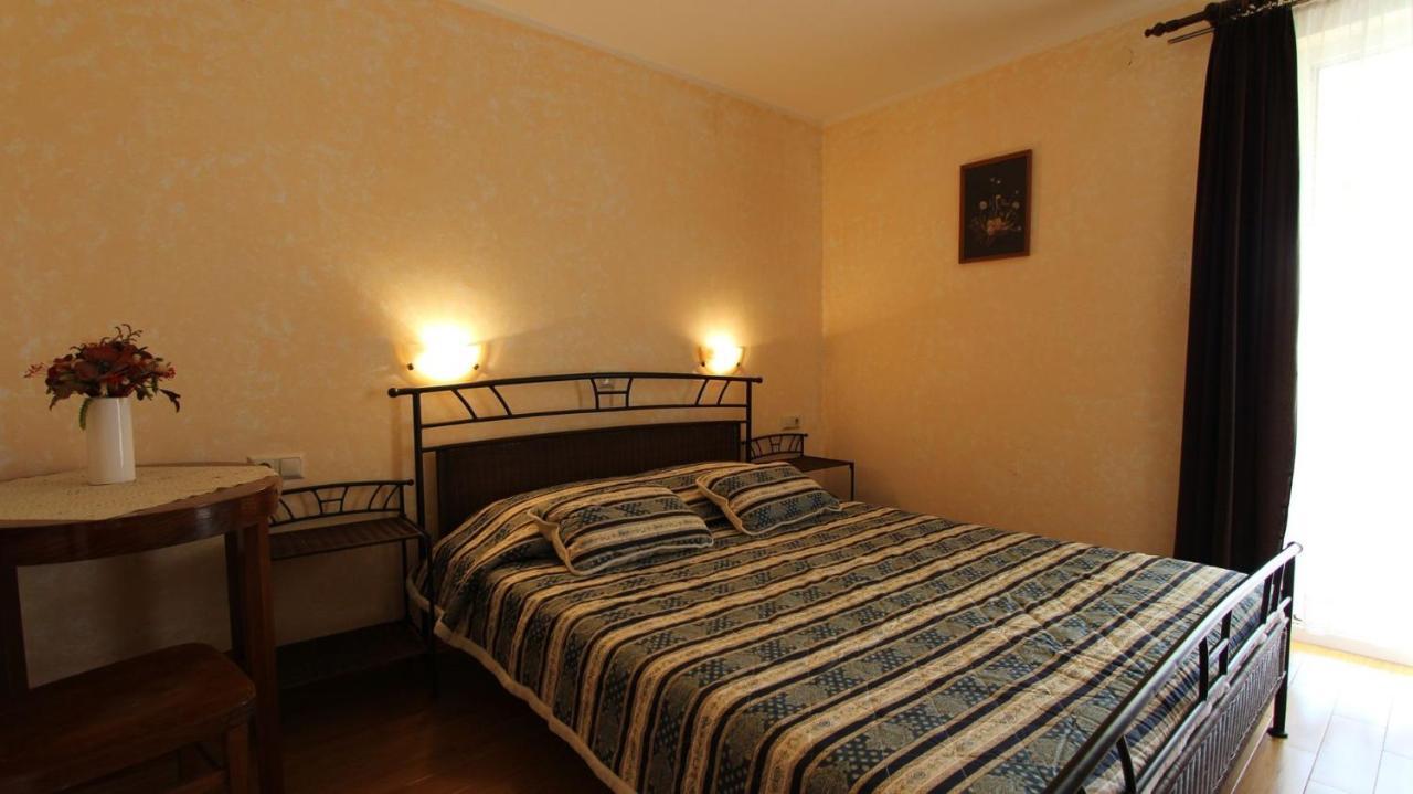 Apartments Kirincic Sveti Vid-Miholjice Экстерьер фото