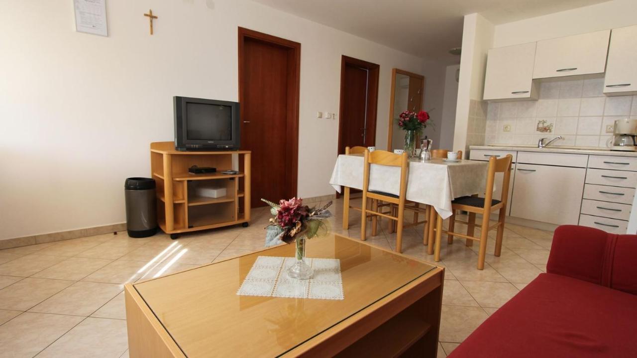 Apartments Kirincic Sveti Vid-Miholjice Экстерьер фото